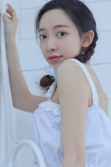 新任女教师